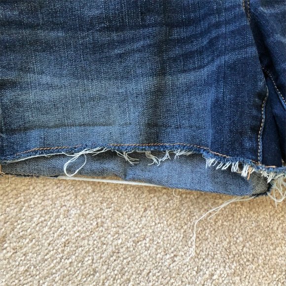 American Eagle Outfitters Shortie Denim Shorts - Picture 4 of 8